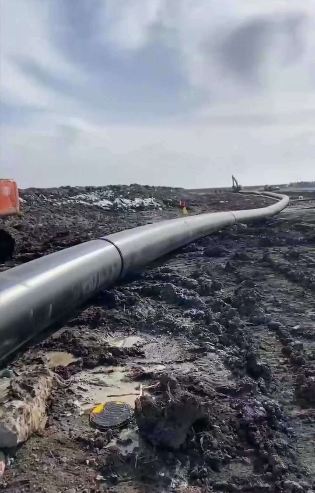 河北邯鄲800口徑給水PE管非開挖穿越工程